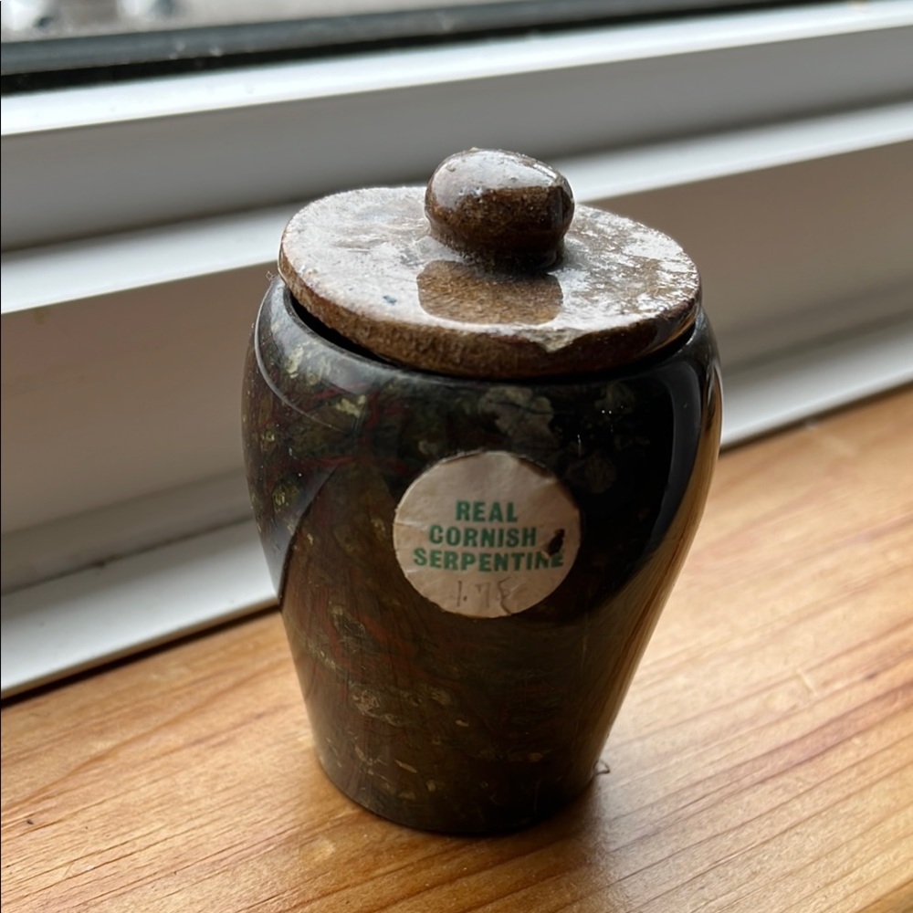 Real Cornish Serpentine Stone Jar 12/6